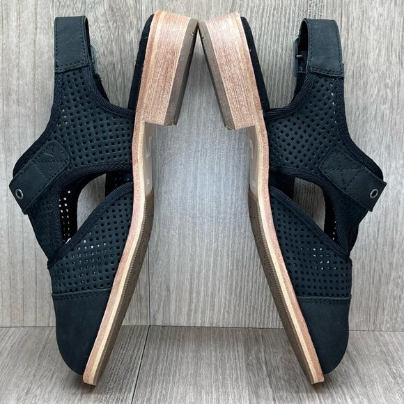 CAT Caterpillar Sandals Womens Sz 5.5 Martine Perforated Slingback Leather Black - Picture 8 of 11